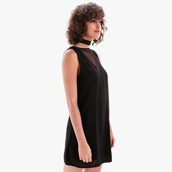 Urban Outfitters Silence + Noise Black Mesh V-Neck Sleeveless Mini Shift Dress - Picture 4 of 14